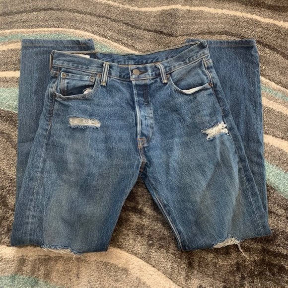Levi's Other - Levi's 501 Distressed Jeans 30x32